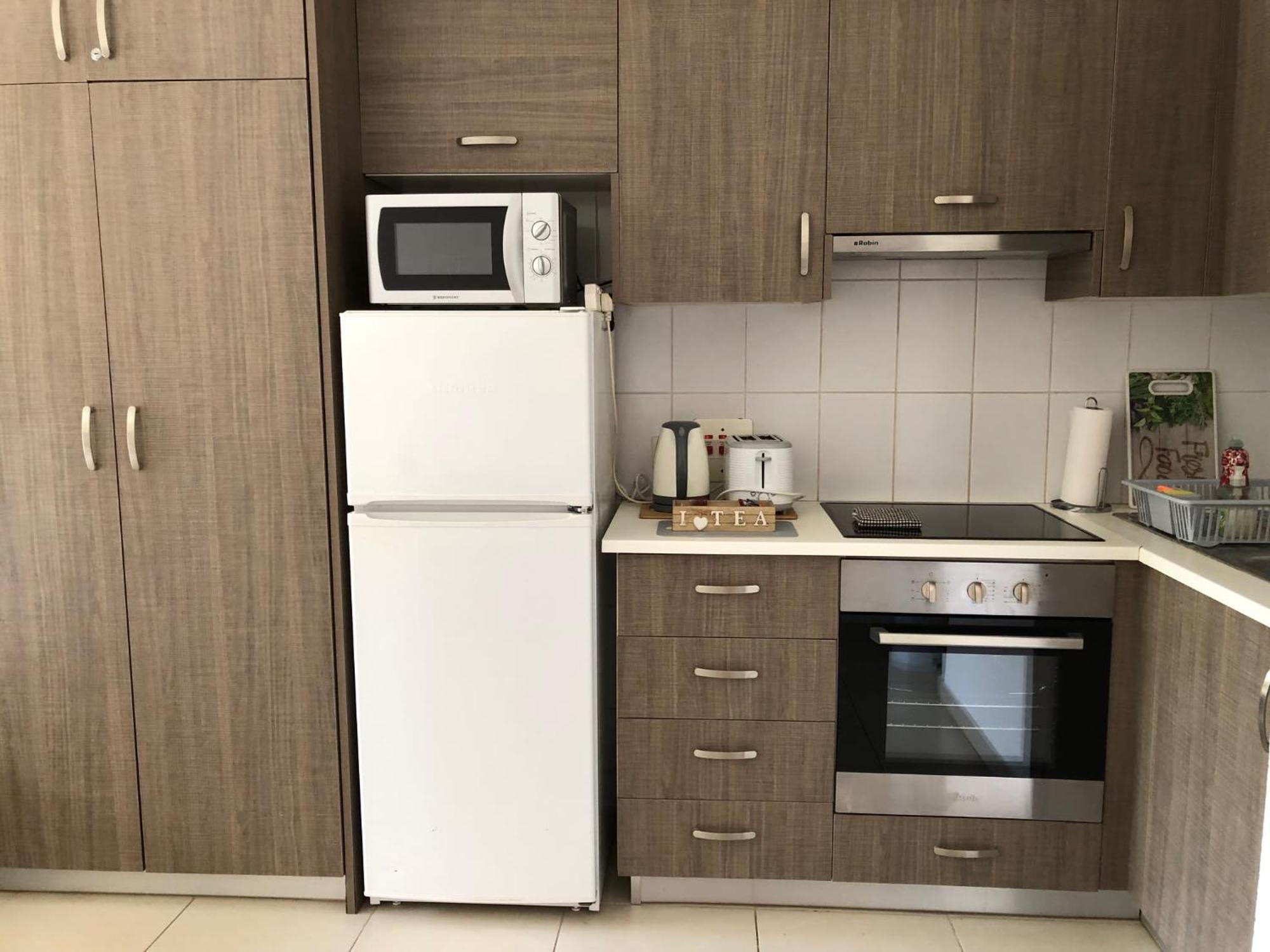 Apartment - Sunny Garden Near Pool, 5 Mins To Paphos